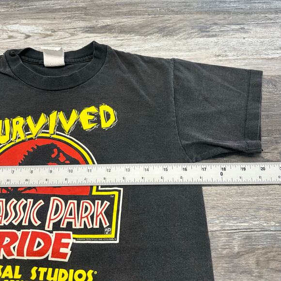 Vintage 90s Universal Studios I Survived Jurassic Park Black Women M T-Shirt USA - Picture 6 of 9